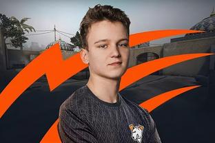 CBA：上海男篮主场大胜同曦